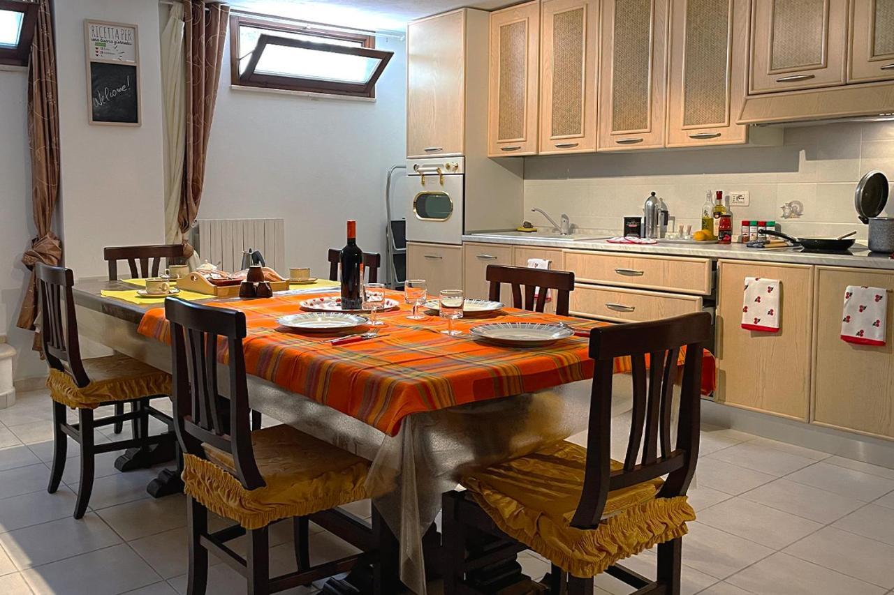 Aristanis Home Vacation Apartment Oristano Ngoại thất bức ảnh