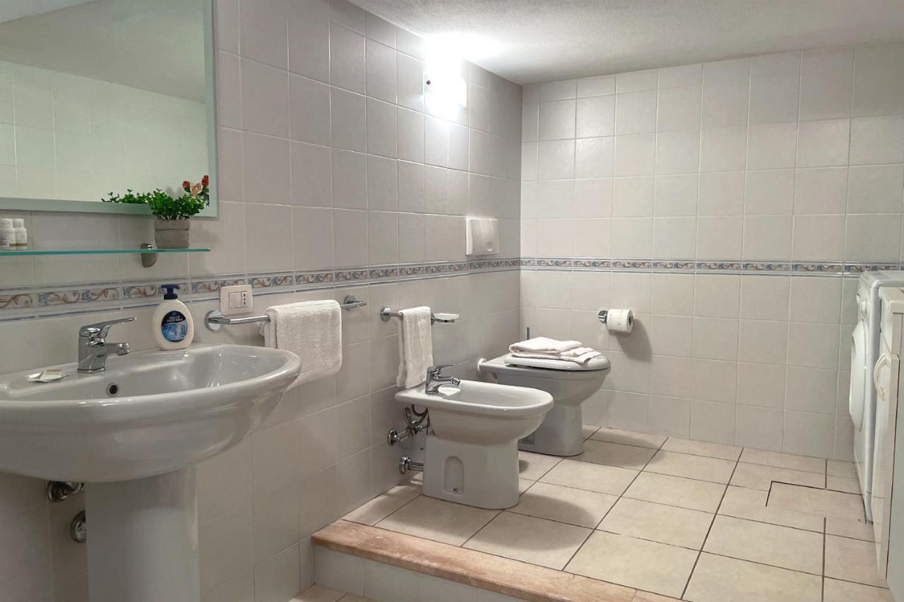 Aristanis Home Vacation Apartment Oristano Ngoại thất bức ảnh