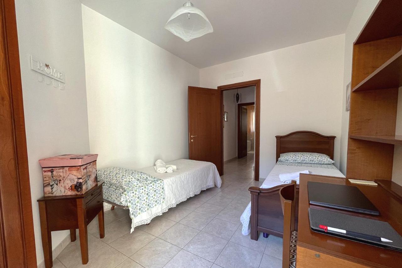 Aristanis Home Vacation Apartment Oristano Ngoại thất bức ảnh
