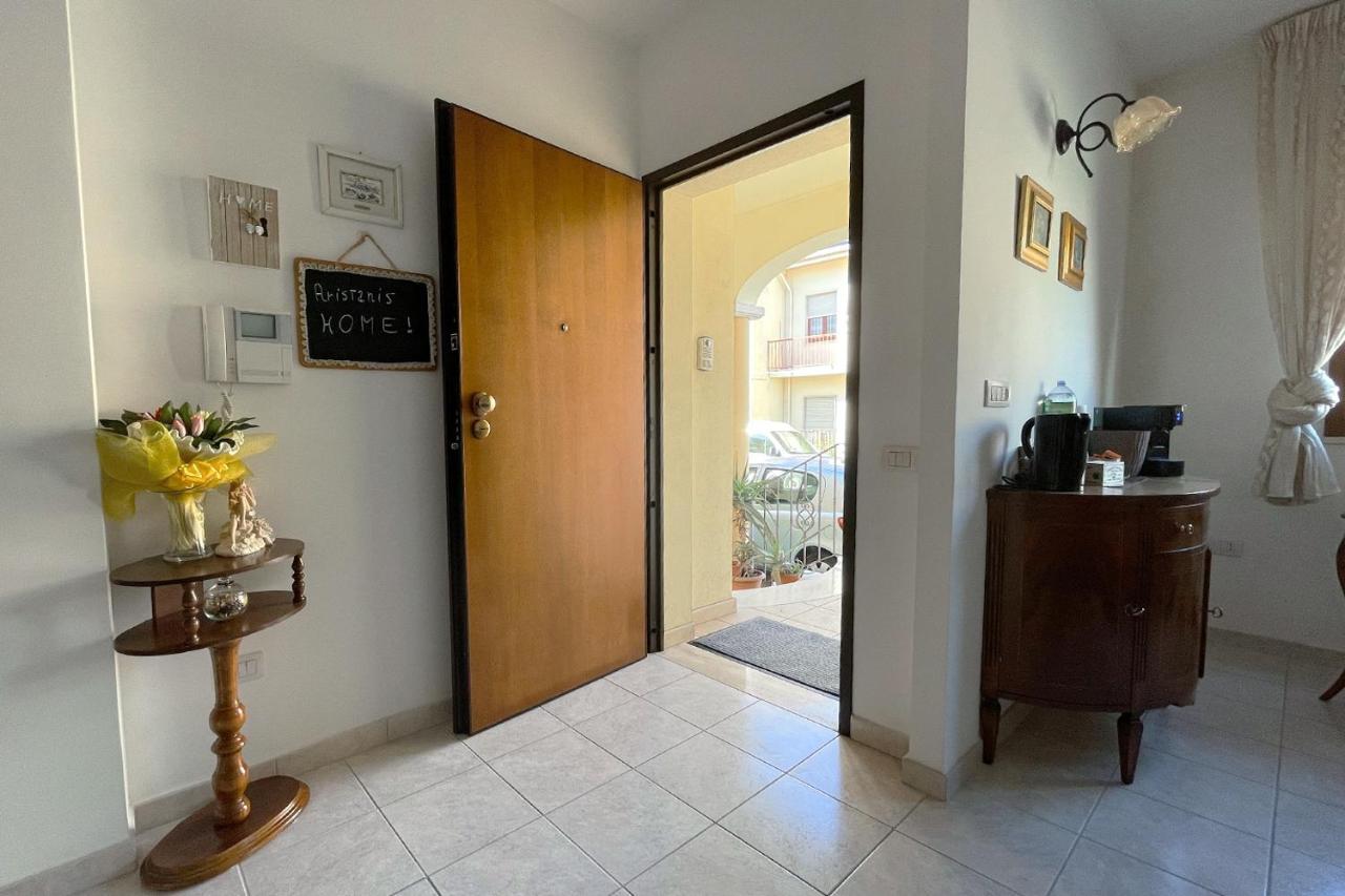 Aristanis Home Vacation Apartment Oristano Ngoại thất bức ảnh