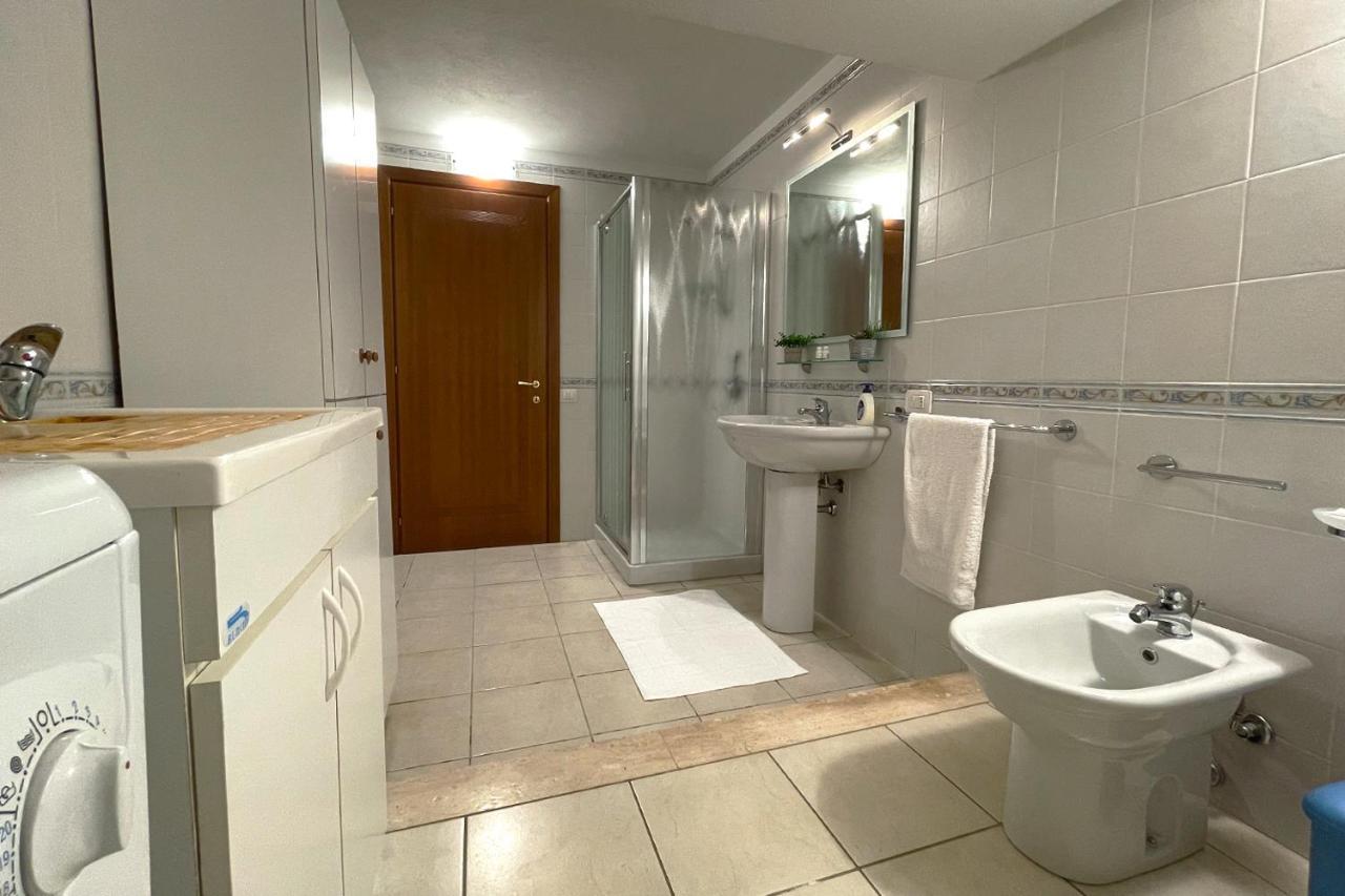 Aristanis Home Vacation Apartment Oristano Ngoại thất bức ảnh